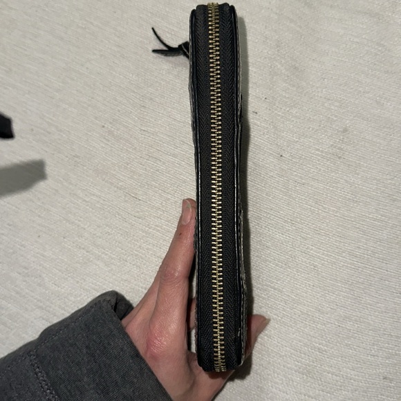 Coach Patchwork Zoe Wallet 12 card slots 💕 - Picture 5 of 13